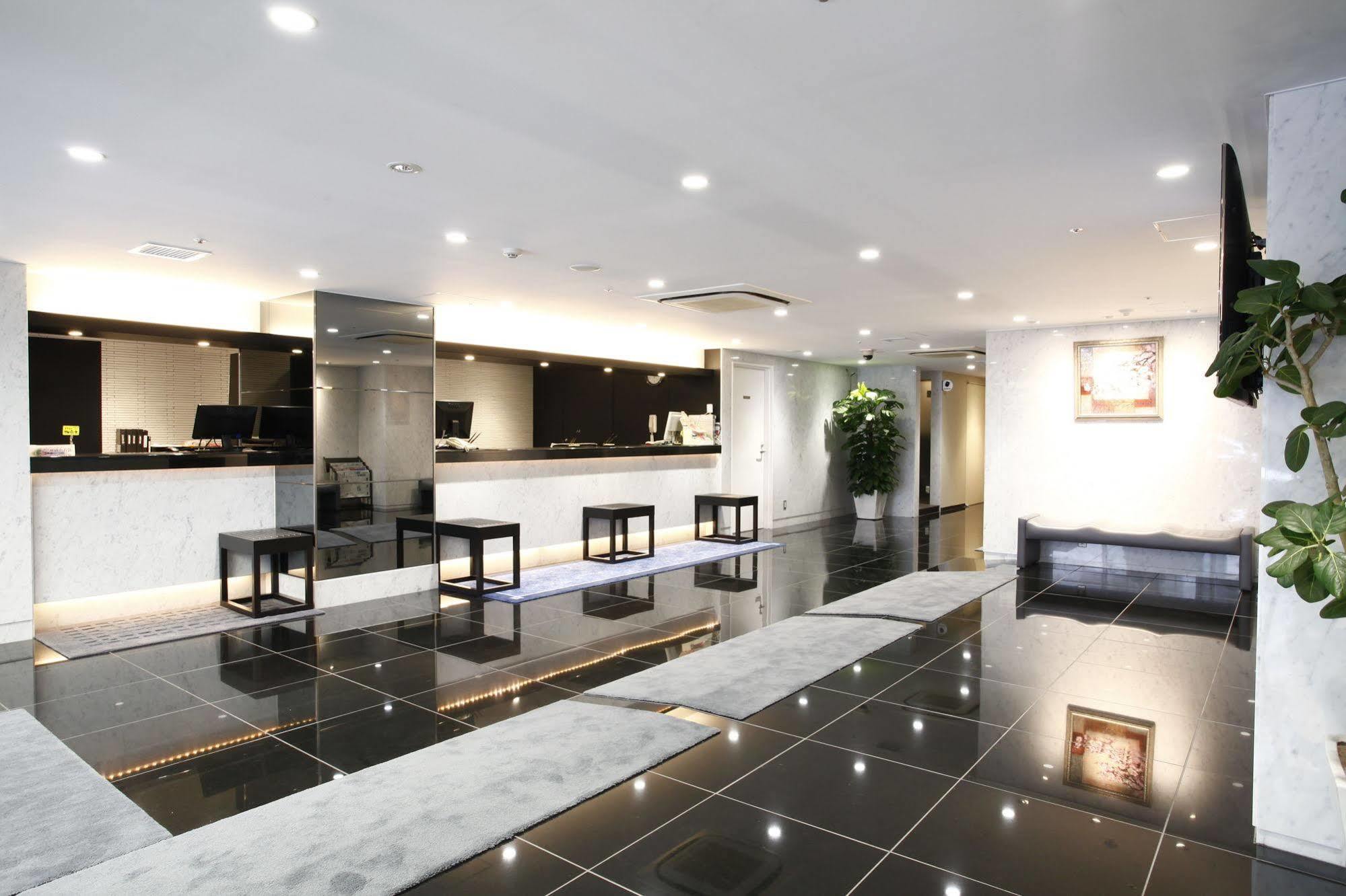 New Central Hotel Tokio Zewnętrze zdjęcie